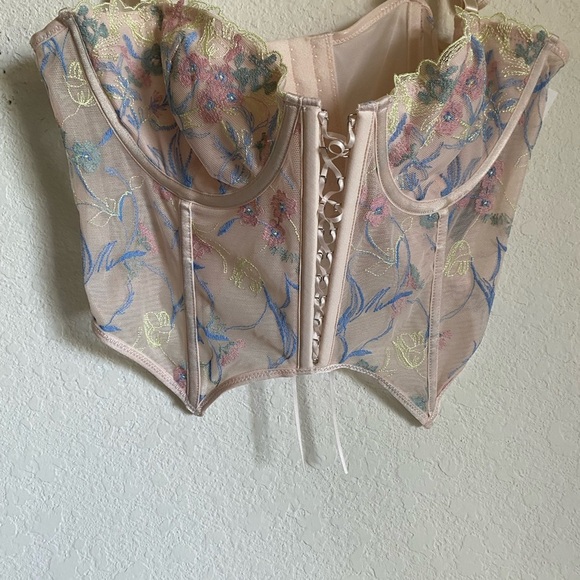 Out From Under Flora Embroidered Bustier Corset Coquette Top in Peach Floral L - Picture 2 of 9